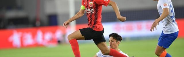 0射正！海港争冠战遭受碾压 奥斯卡被锁死+失点球