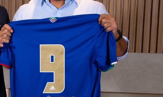 开云官网-买克鲁塞罗外星人击败利物浦老板 西班牙球迷担心