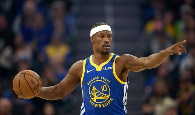 kaiyun-活力十足！巴特勒22中14轰全场最高32分外加8板4助 其中7前场板