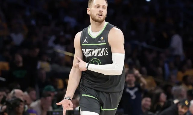 开云体育app-多森姆势不可挡，戈贝尔一柱擎天，森林狼赢得尊重